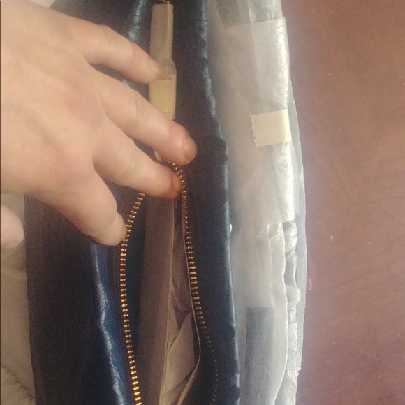 Coach bag! Brand new w tags - Picture 4 of 4